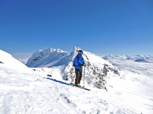 dr.snow beim Heliskiing in Nordschweden